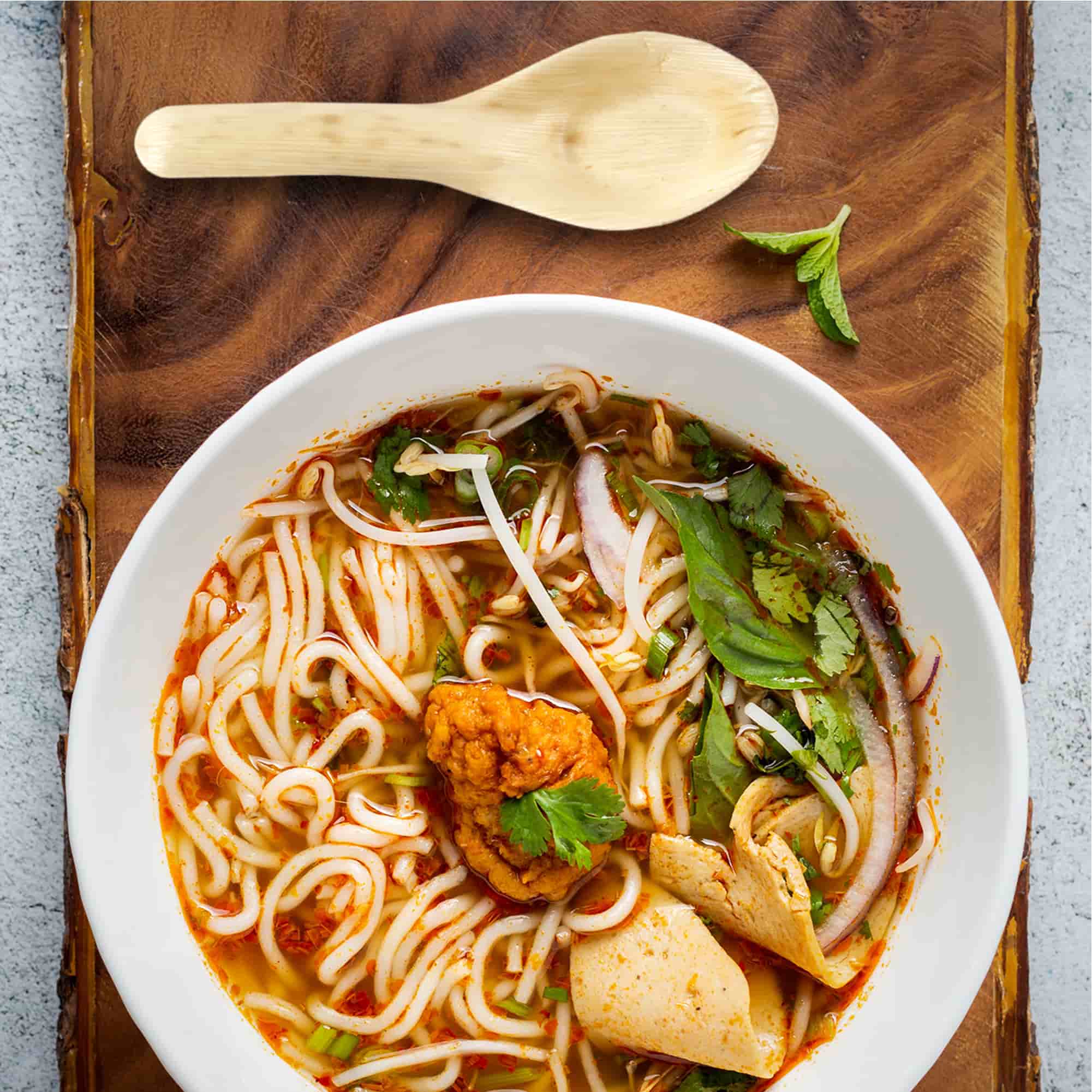 Bamboo Leaf Chinese Soup Spoon - Image 3