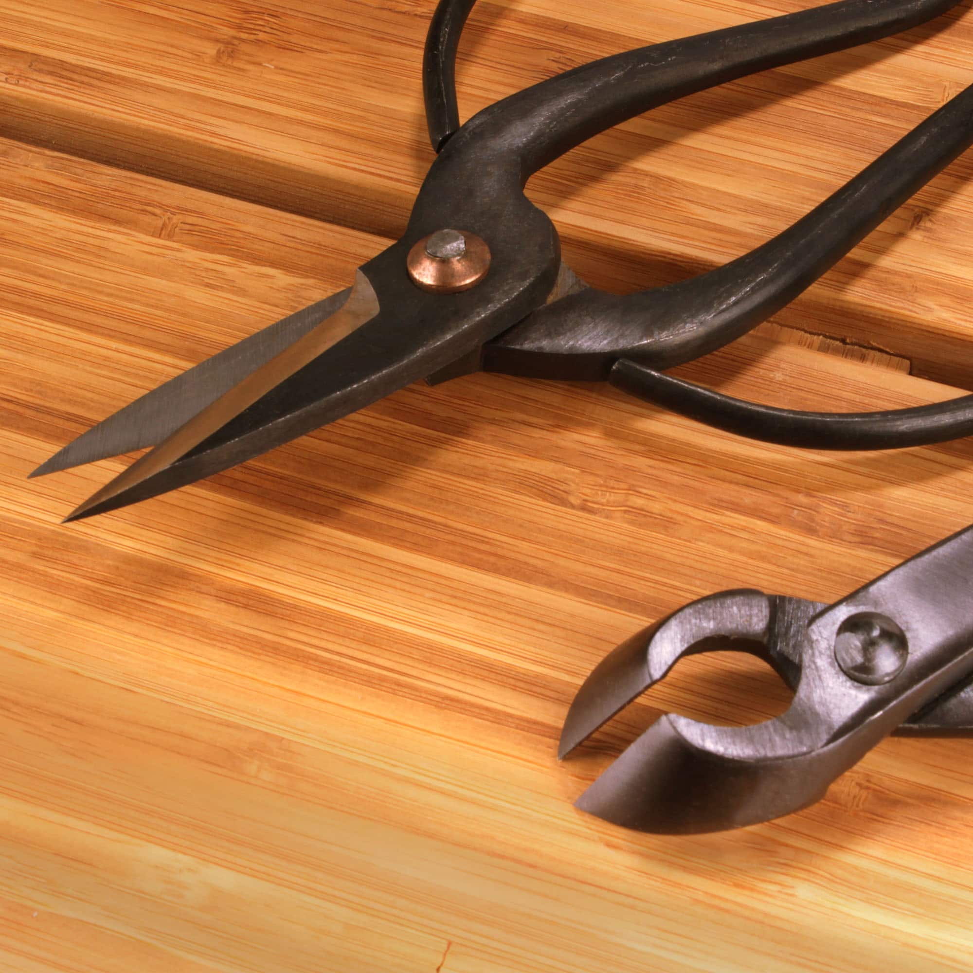 Bonsai Basics Set - 8" Concave Cutter and 7" Heavy Duty Shear - Image 4