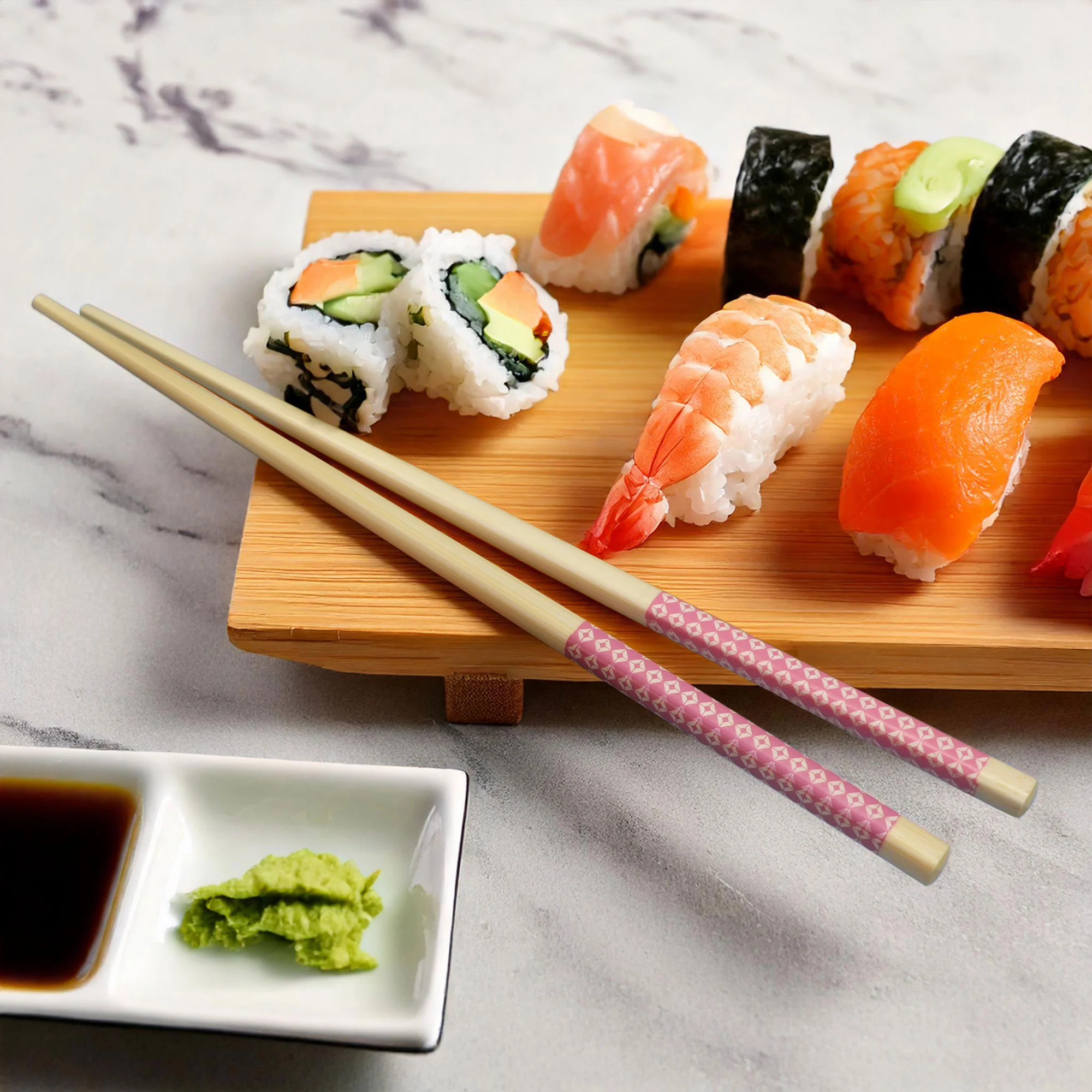 Diamond & Checker Pattern Chopsticks - Image 3