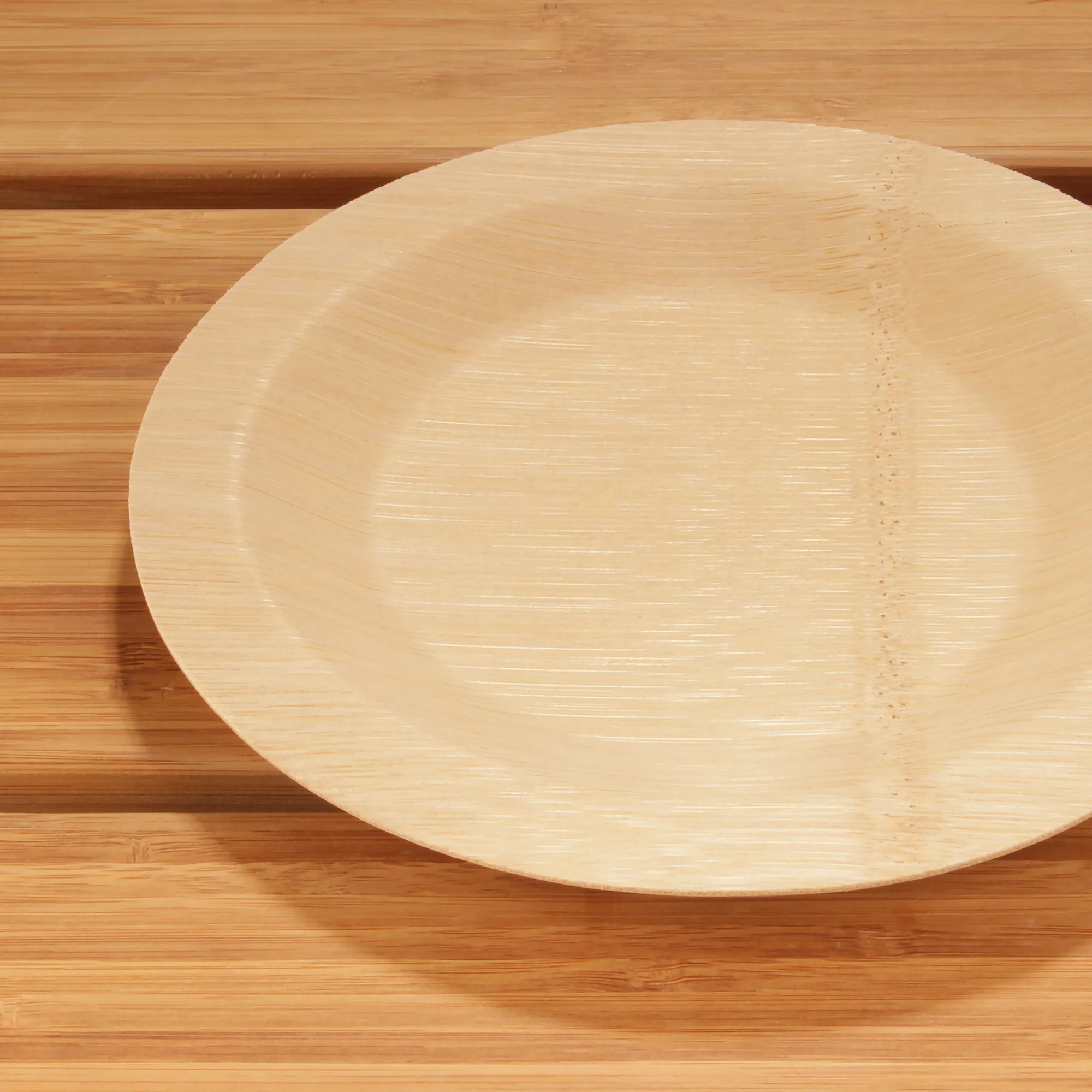 Disposable Round Bamboo Veneer Plates - Image 9