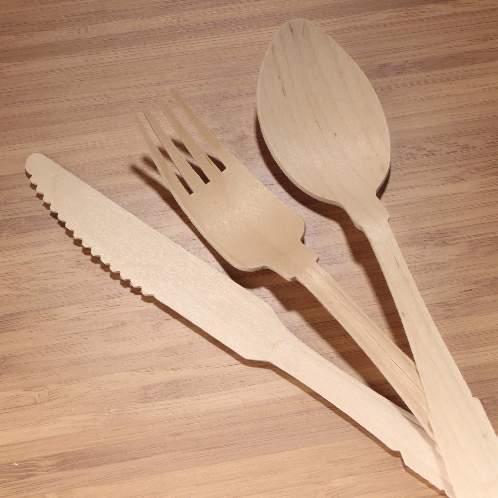 Party Set Pinewood Dinnerware - Image 2