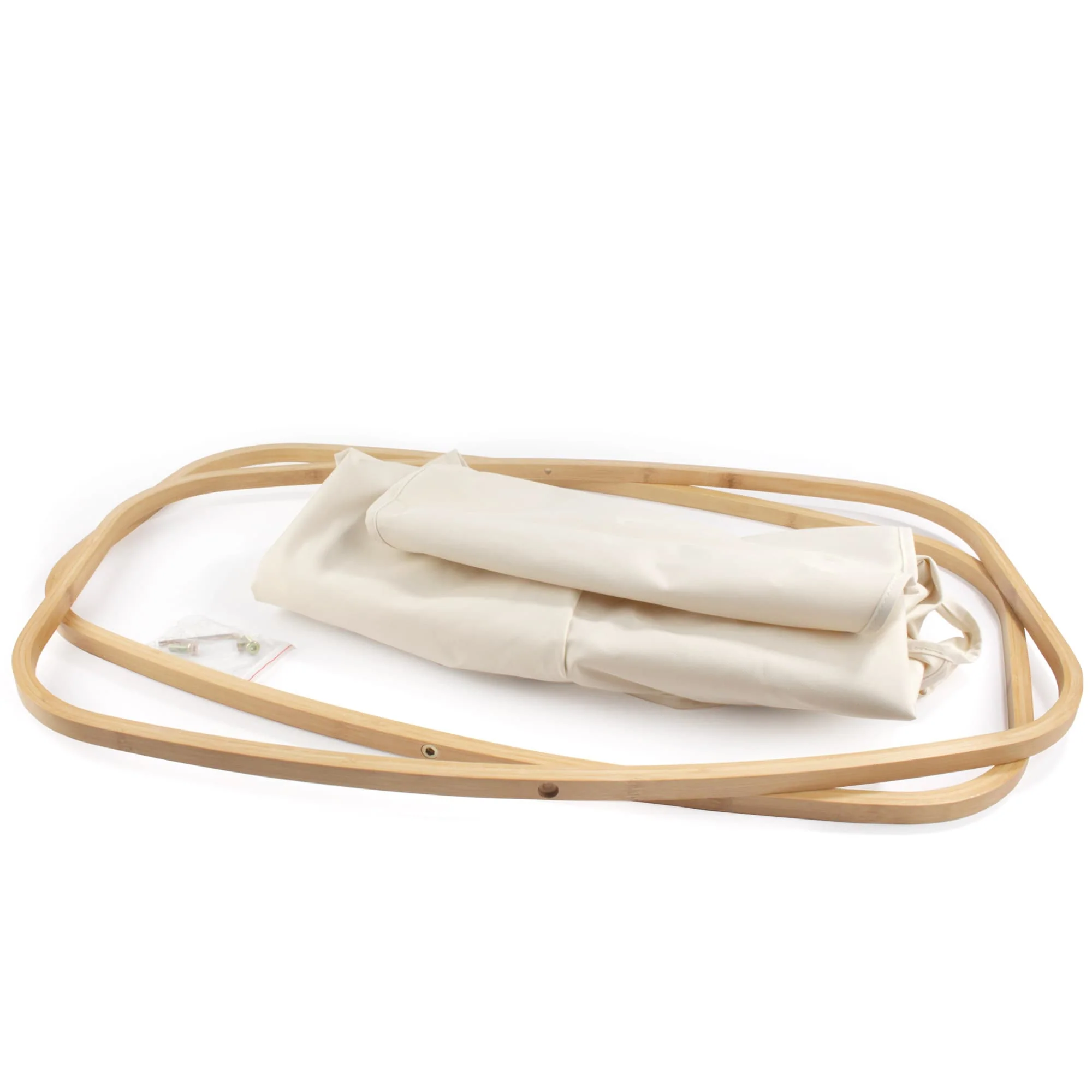 Oval XL Bamboo Hampers with Lid - Image 9