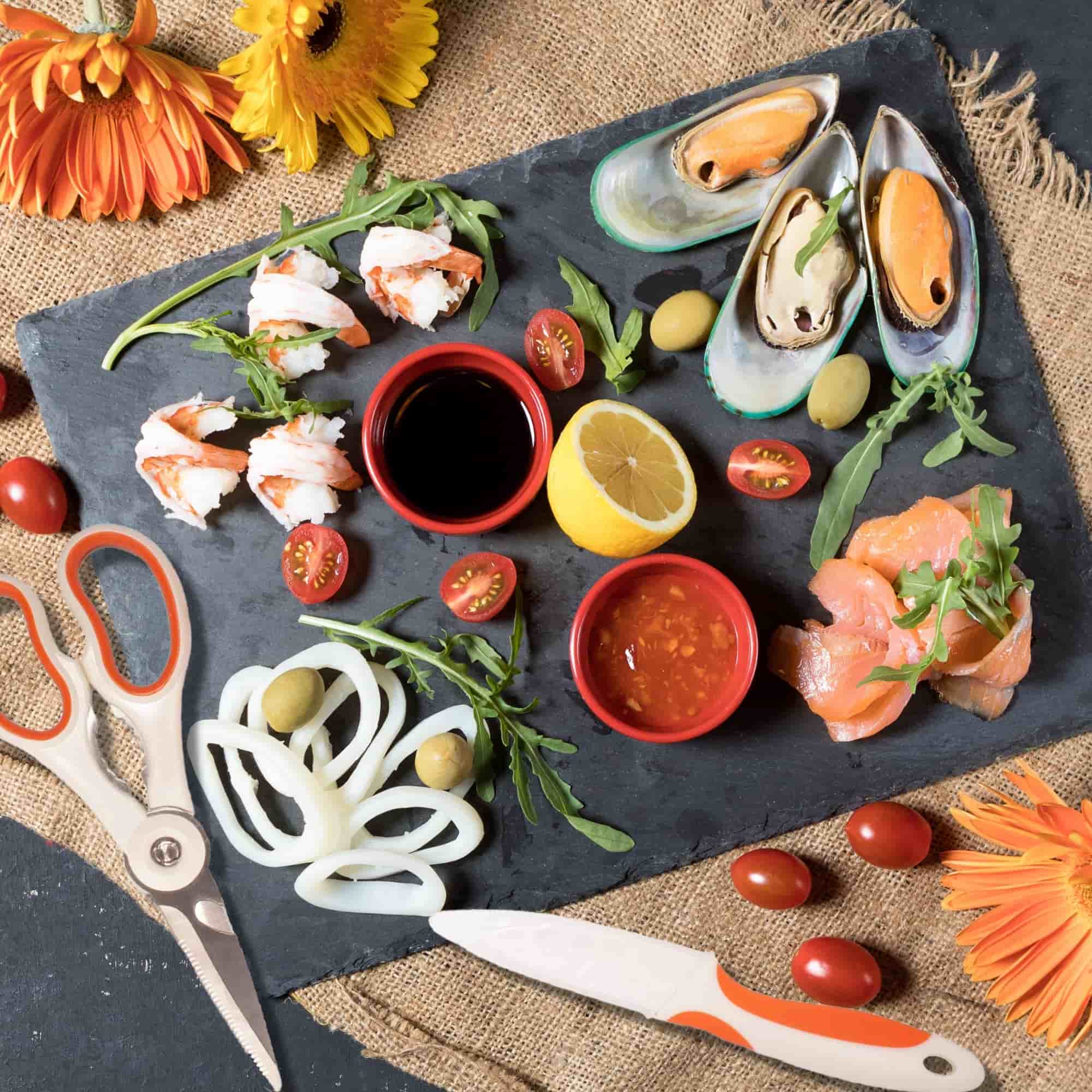 4-in-1 Kitchen Shears Set with Paring Knife - Image 9
