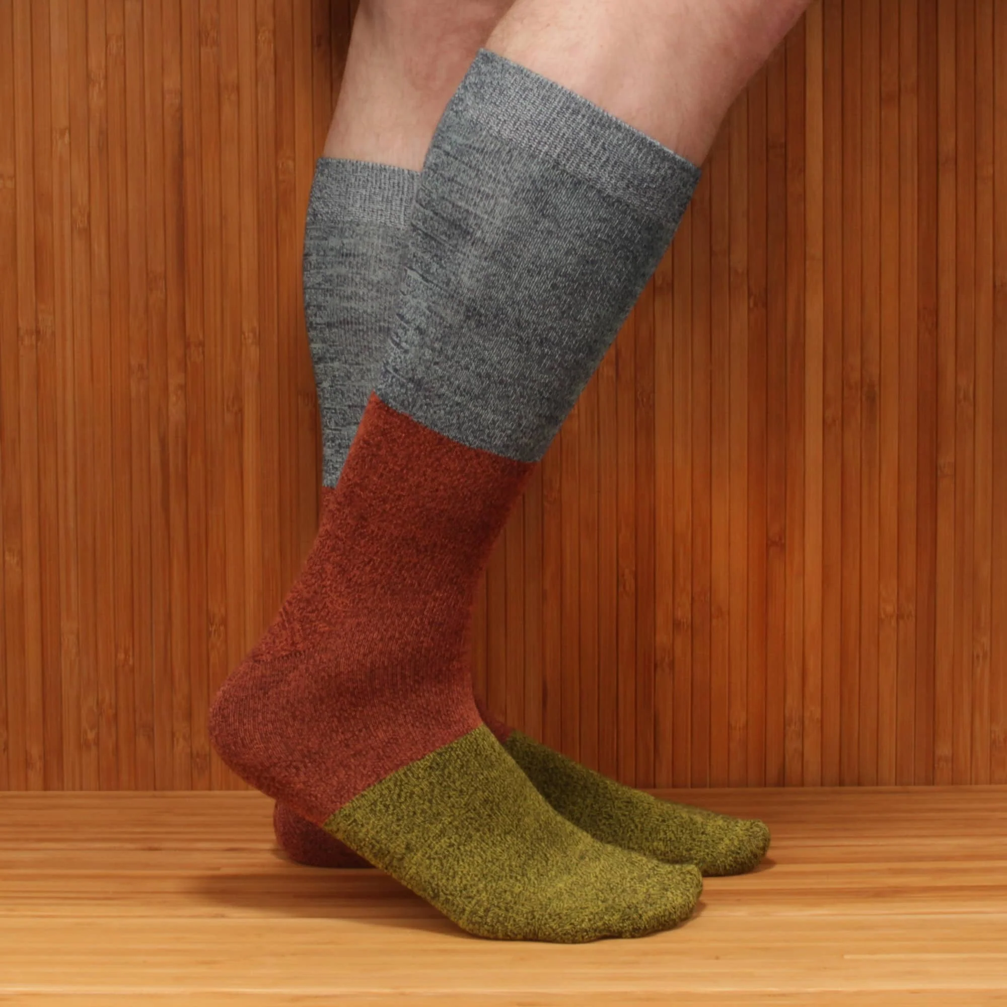 Men's Bamboo Vintage Casual Crew 3 Color Stripe Socks - Image 3