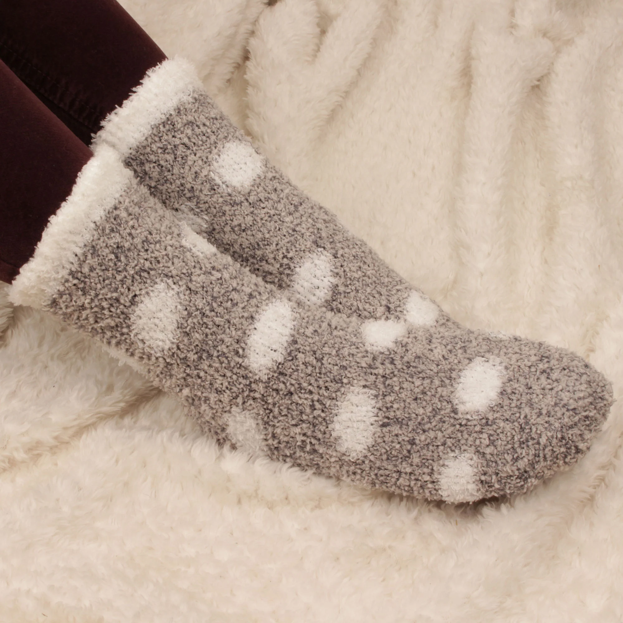 Women's Fuzzy Polka Dot Cuff Socks - Image 4