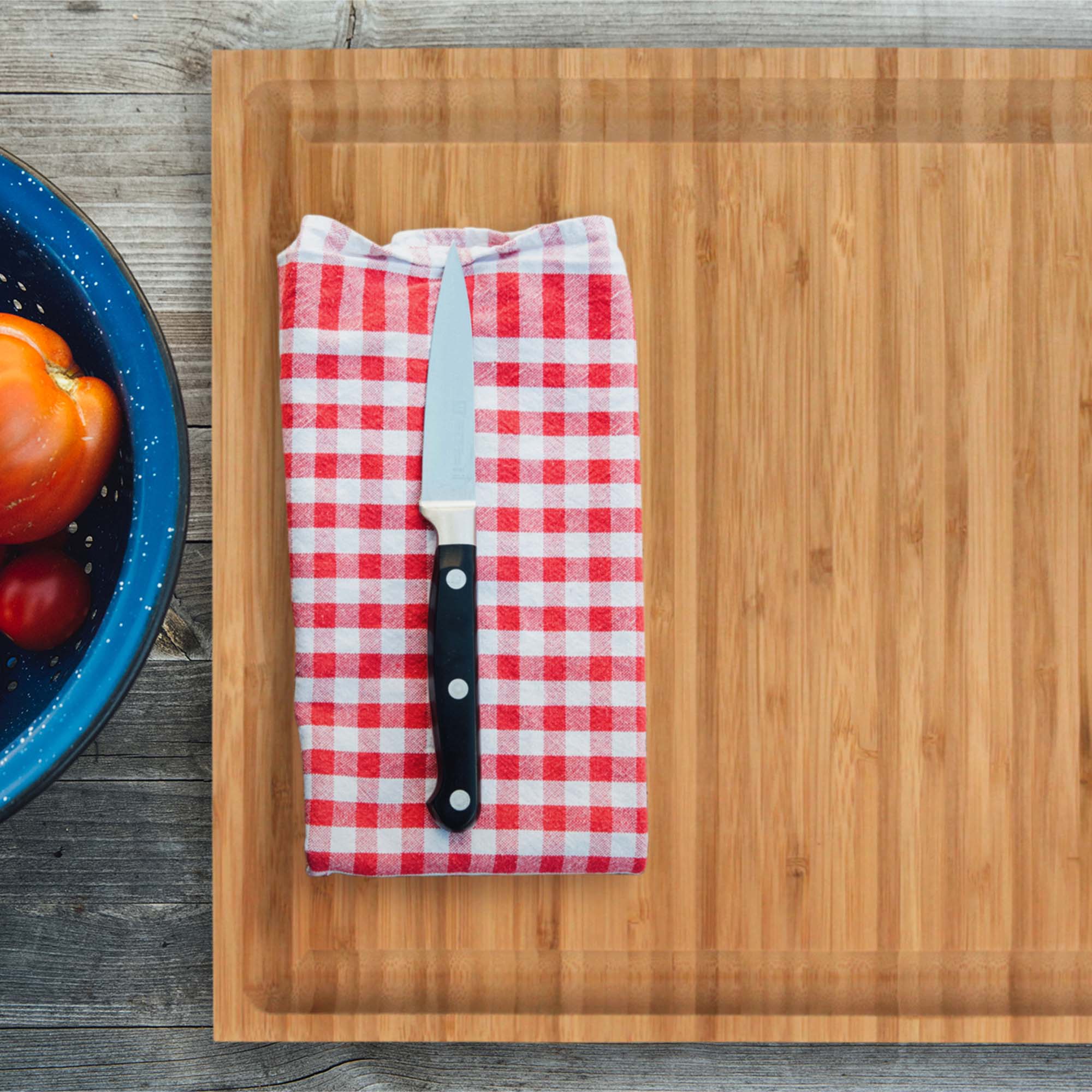 Grooved Square Bamboo Cutting Board 11" x 11" x 0.75" - Image 2