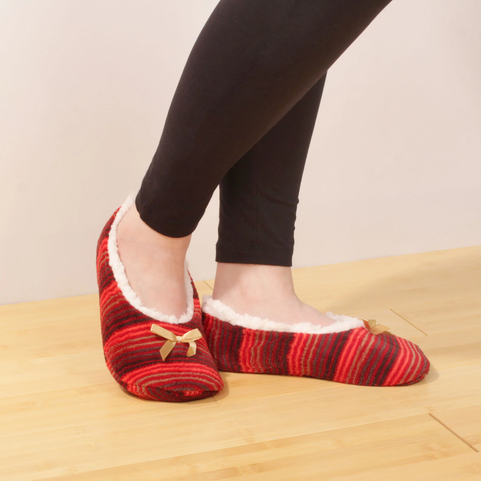 Women's Hearts Stripes Non-Slip Lined Slippers Assortments - Image 3