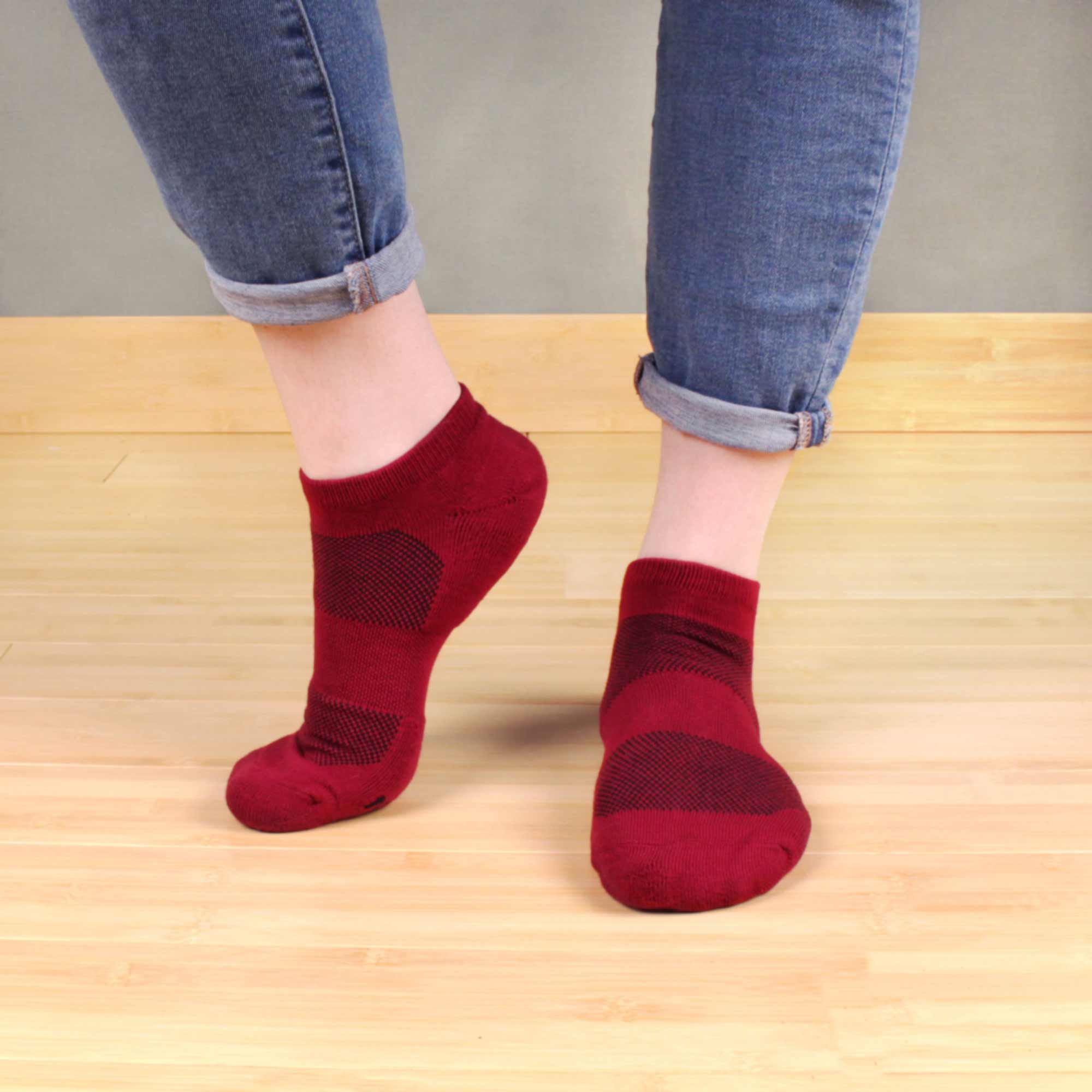 Women's Bamboo Athletic Ankle Socks: 2 Pairs - Image 4