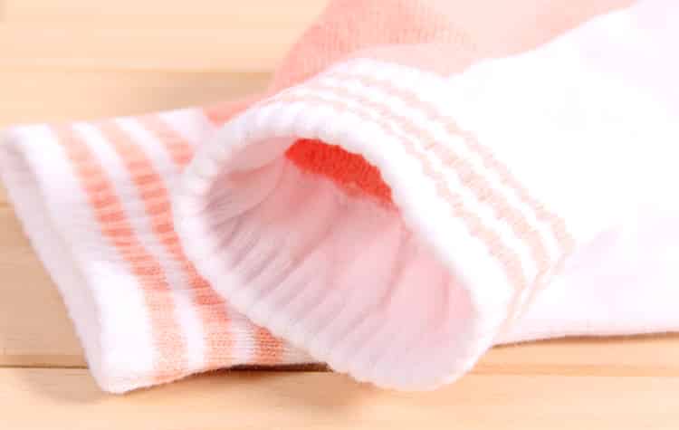 Women's Classic Retro Design Cotton Anklet Quarter Socks - Image 5