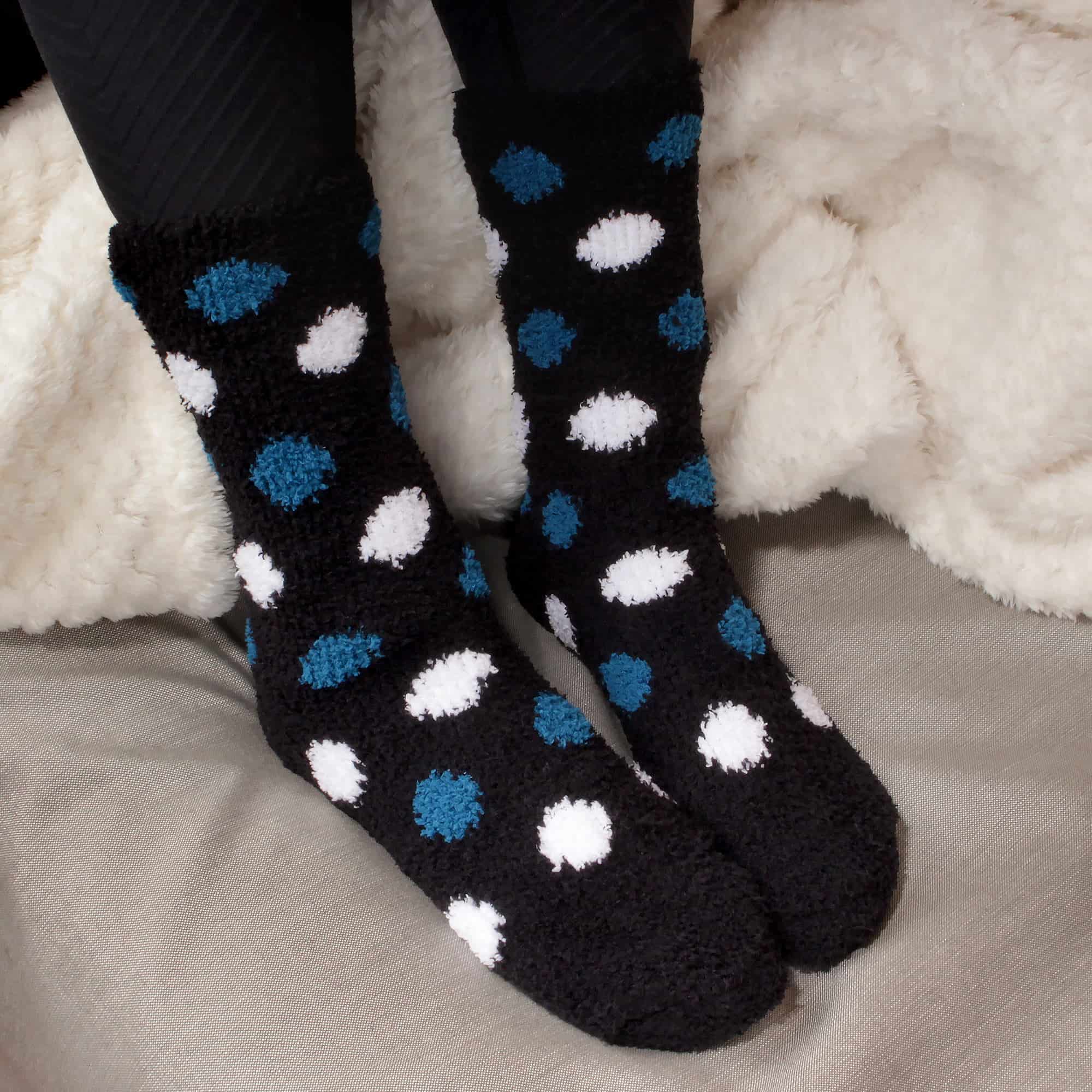 Women's Soft and Cozy Fuzzy Assorted Crew Socks - 4 Pair - Image 6